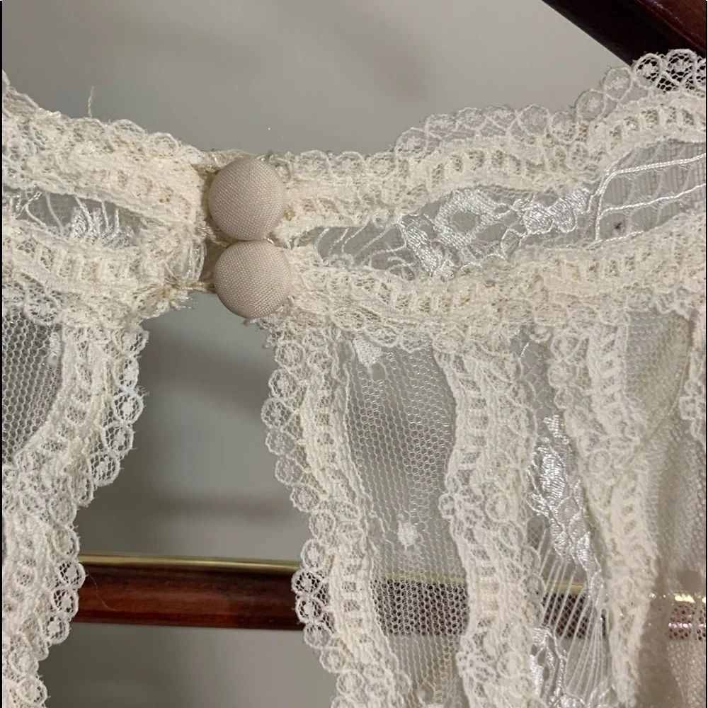 Galina Champagne Lace Wedding Dress size 18W - Picture 8 of 10